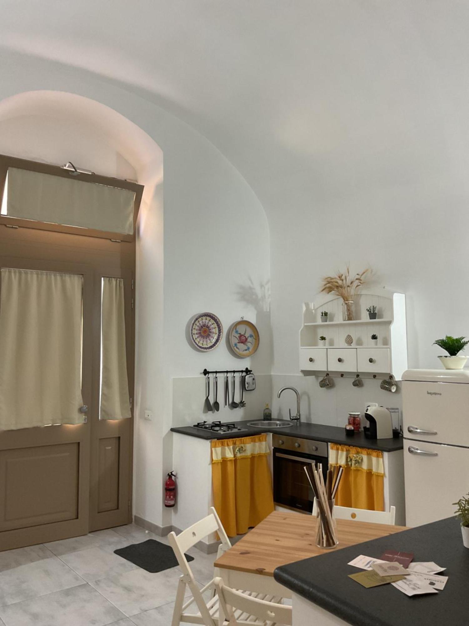 Rossaroll Holiday Houses Noto Exterior photo